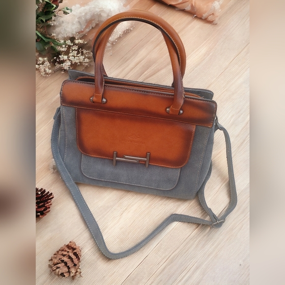 Hemazhuofan used one time bag purse - Picture 1 of 3